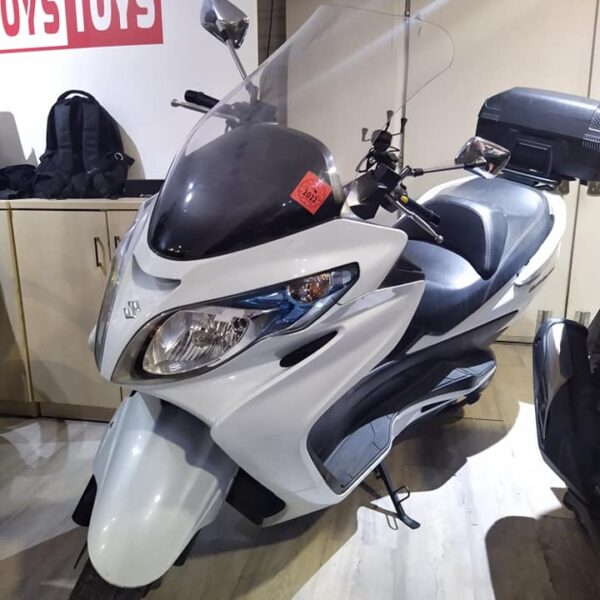 סוזוקי בורגמן 400 2014