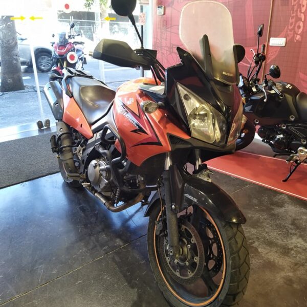 סוזוקי וי סטרום 650 2010